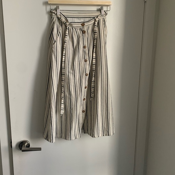 Sezane Dresses & Skirts - Sezane Delia Skirt Us 4